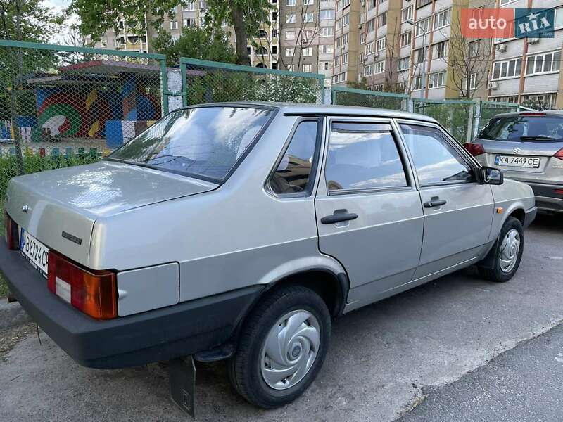 Седан ВАЗ / Lada 21099 2006 в Києві
