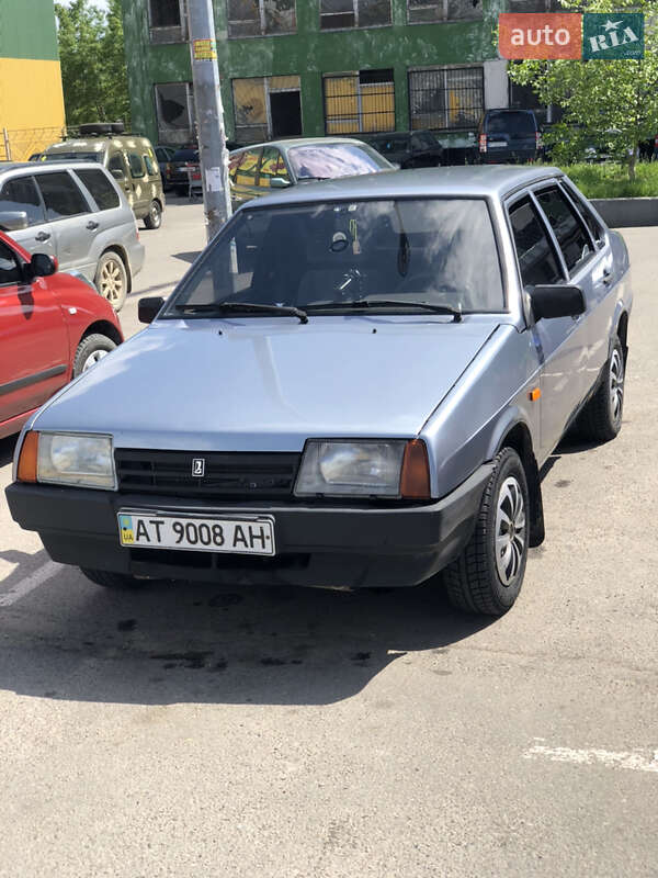 Седан ВАЗ / Lada 21099 2006 в Івано-Франківську