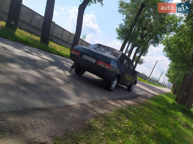 Седан ВАЗ / Lada 21099 2004 в Коростене фото 5 Седан ВАЗ / Lada 21099 2004 в Коростене