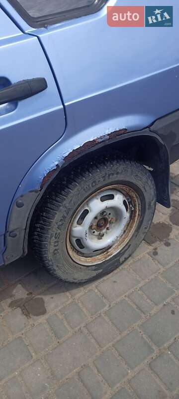Седан ВАЗ / Lada 21099 2000 в Белгороде-Днестровском