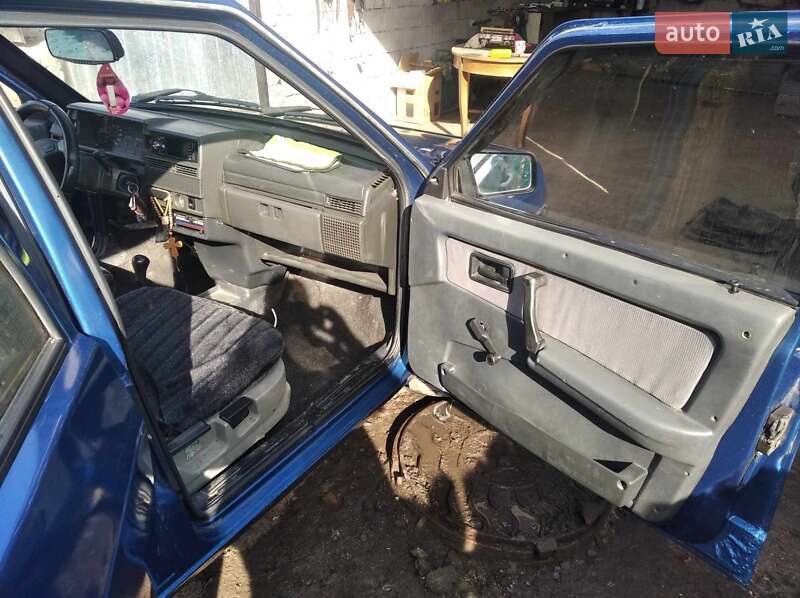 Седан ВАЗ / Lada 21099 1994 в Добровеличківці