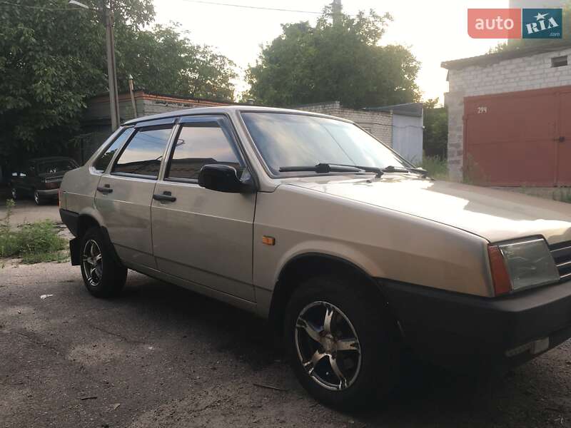 Седан ВАЗ / Lada 21099 2006 в Запорожье фото 3 Седан ВАЗ / Lada 21099 2006 в Запорожье
