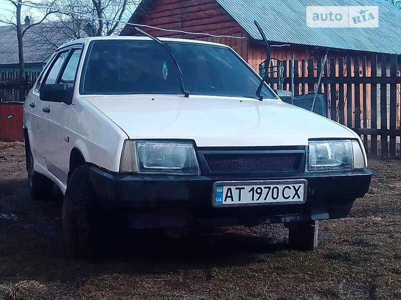 Седан ВАЗ / Lada 21099 1994 в Надворной