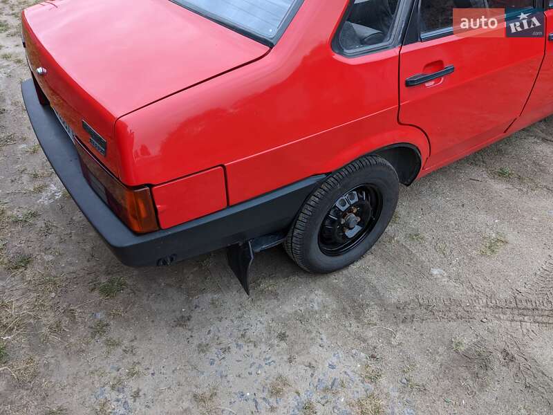 Седан ВАЗ / Lada 21099 1992 в Тернополі