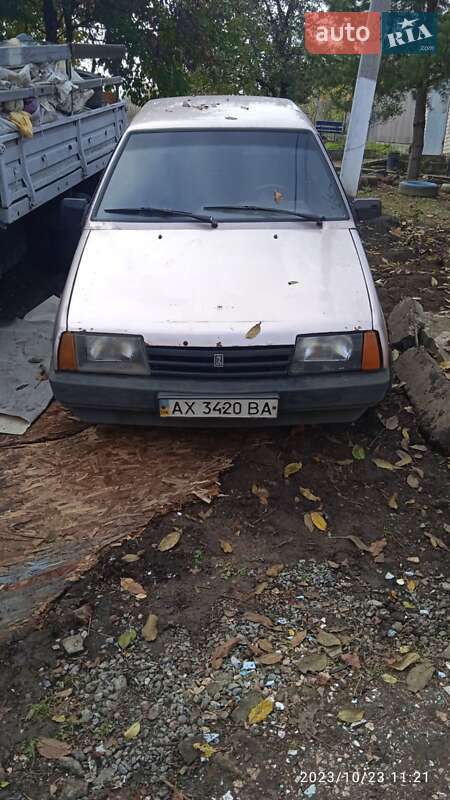 Седан ВАЗ / Lada 21099 2001 в Харькове