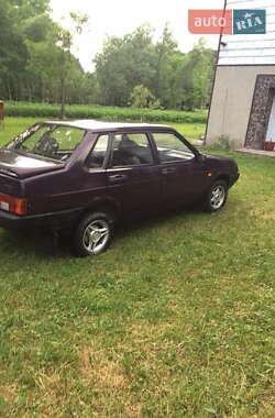 Седан ВАЗ / Lada 21099 1998 в Тячеві