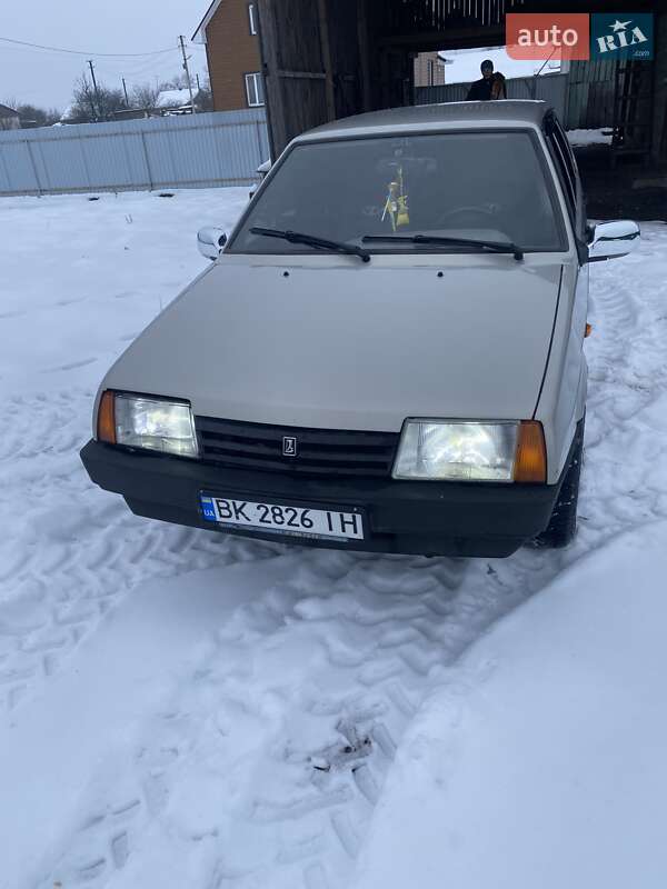 Седан ВАЗ / Lada 21099 2009 в Сарнах