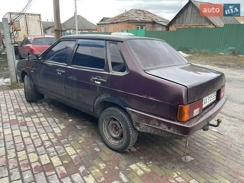 Седан ВАЗ / Lada 21099 1993 в Харькове