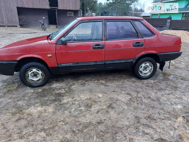 Седан ВАЗ / Lada 21099 1997 в Рокитном