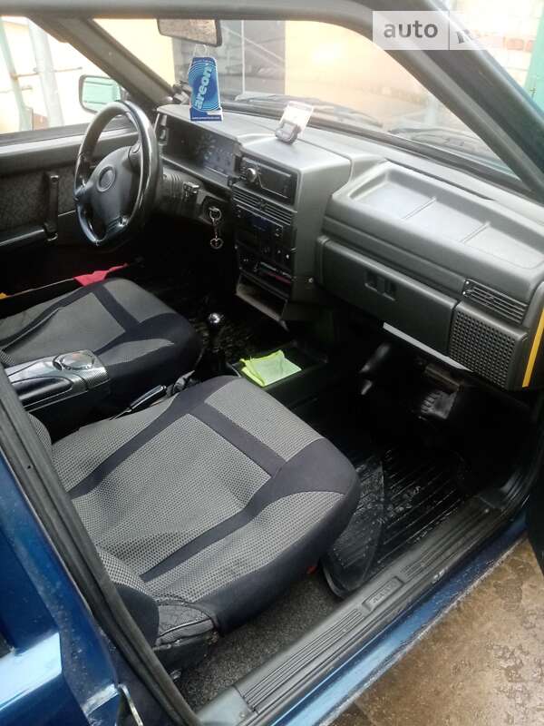 Седан ВАЗ / Lada 21099 2004 в Запоріжжі