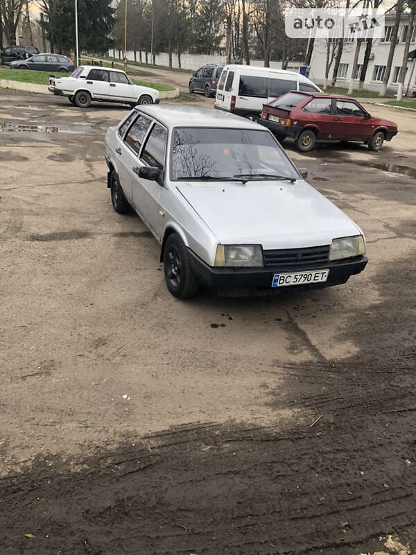 Седан ВАЗ / Lada 21099 2003 в Стрые
