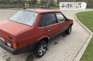 Седан ВАЗ / Lada 21099 1994 в Бурштині