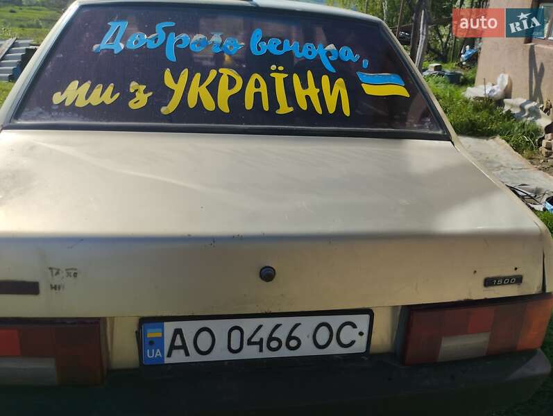 Седан ВАЗ / Lada 21099 2001 в Перечине