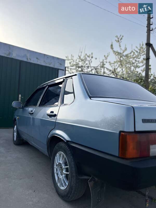 Седан ВАЗ / Lada 21099 2004 в Баштанке