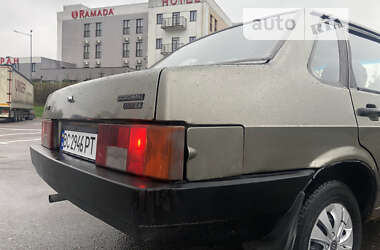 Седан ВАЗ / Lada 21099 2001 в Львове