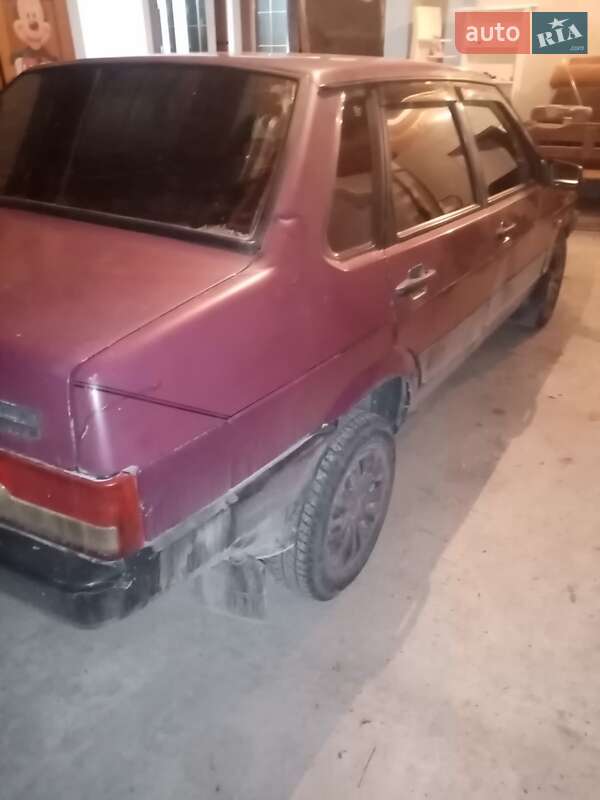 Седан ВАЗ / Lada 21099 1997 в Городенці