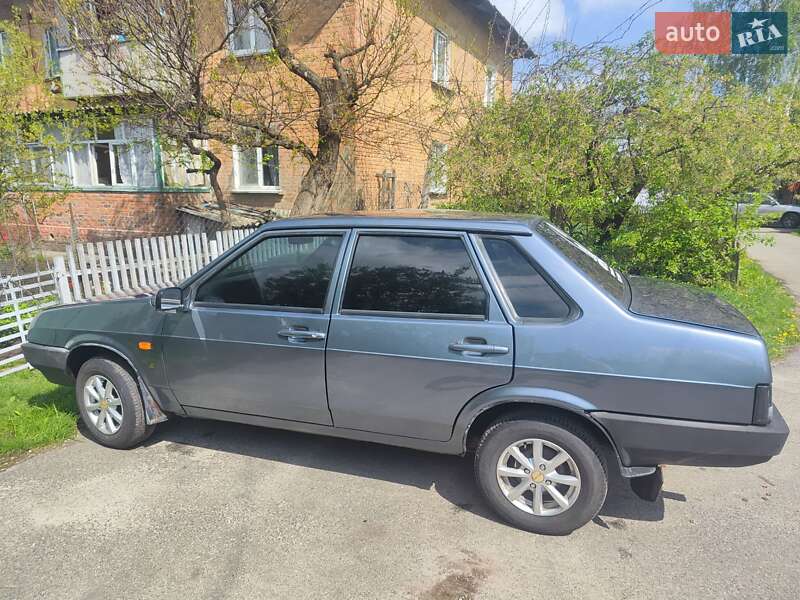 Седан ВАЗ / Lada 21099 2006 в Чернигове