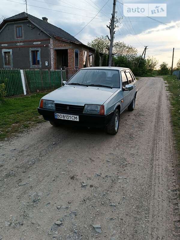 Седан ВАЗ / Lada 21099 2004 в Чорткове