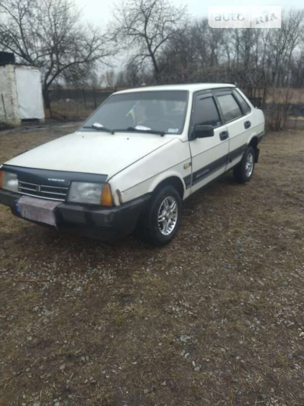 Седан ВАЗ / Lada 21099 1997 в Синельниково