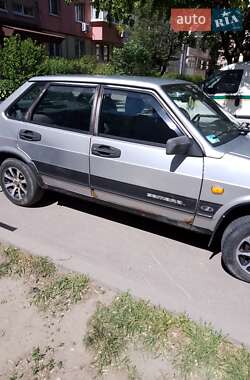 Седан ВАЗ / Lada 21099 2003 в Дніпрі