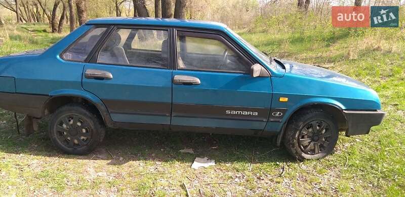 Седан ВАЗ / Lada 21099 2000 в Харкові