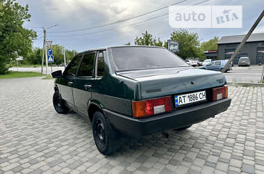 Седан ВАЗ / Lada 21099 2002 в Ивано-Франковске