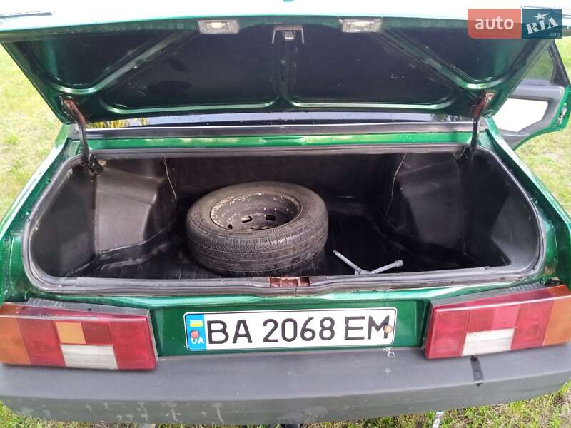 Седан ВАЗ / Lada 21099 2003 в Бершади