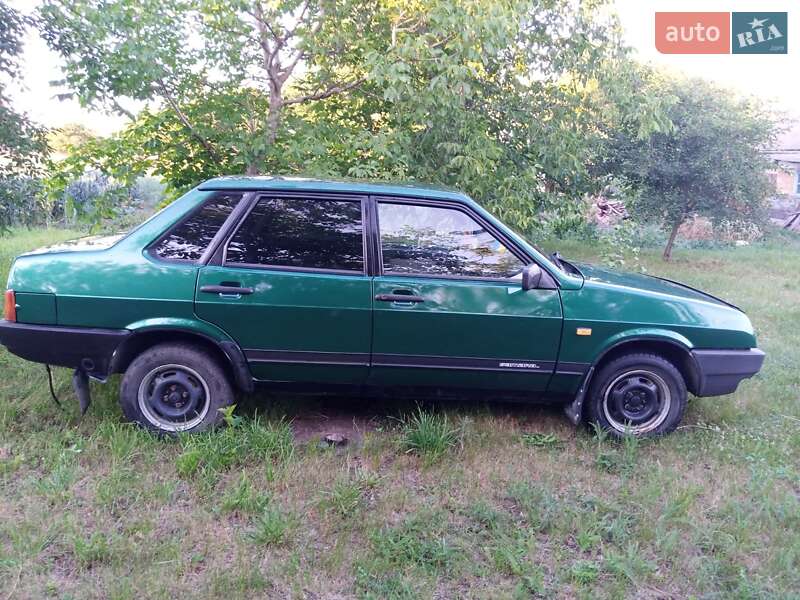 Седан ВАЗ / Lada 21099 2003 в Бершади