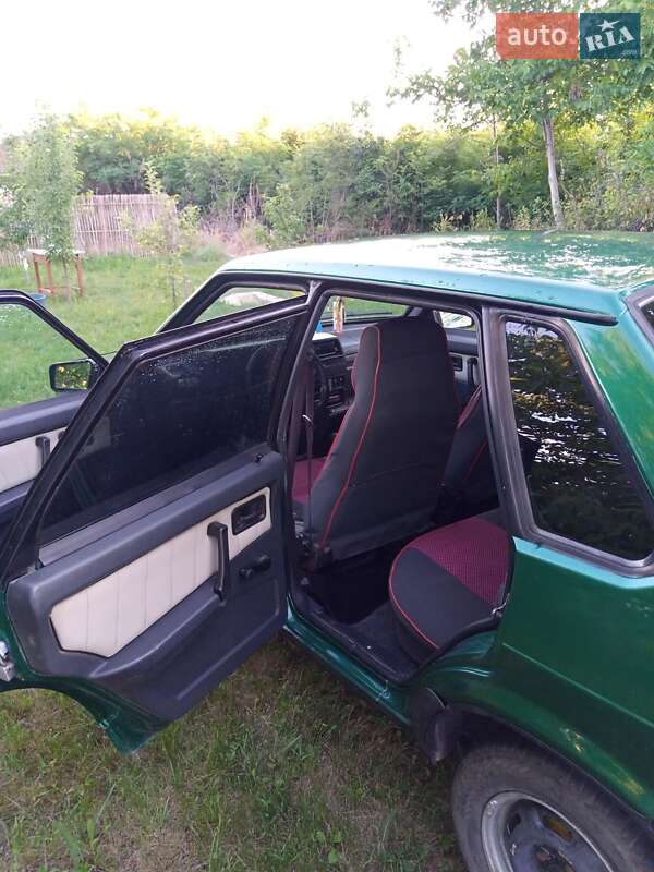 Седан ВАЗ / Lada 21099 2003 в Бершади