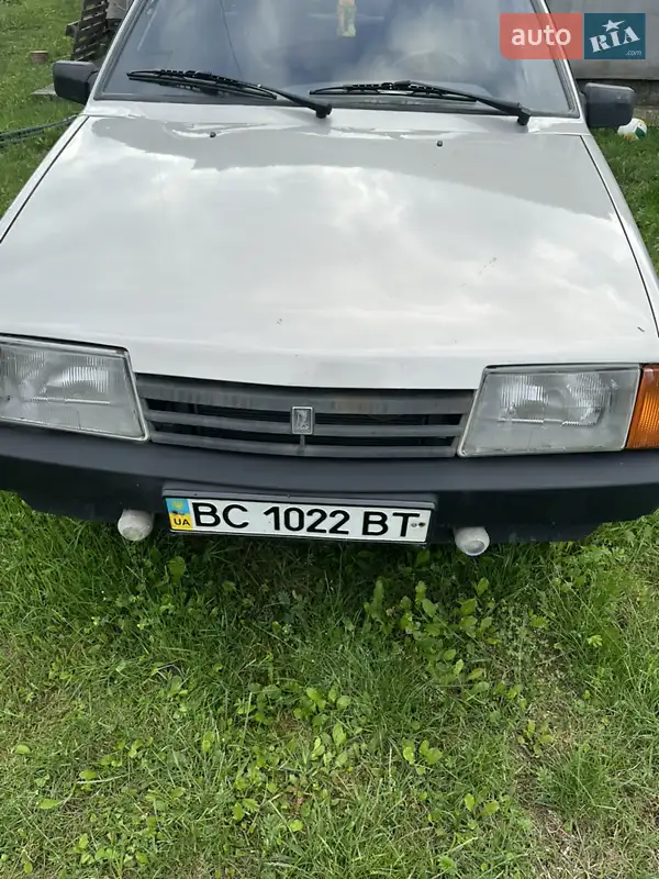 ВАЗ / Lada 21099