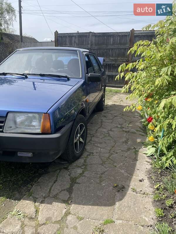 Седан ВАЗ / Lada 21099 2007 в Шостке