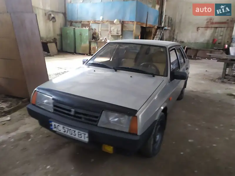 ВАЗ / Lada 21099