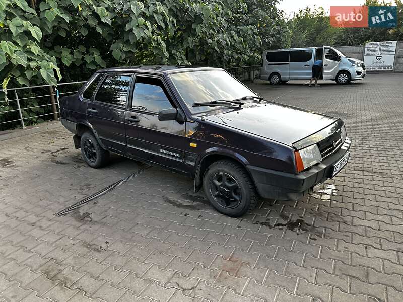 Седан ВАЗ / Lada 21099 1999 в Кривому Розі