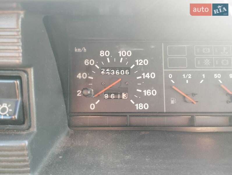 Седан ВАЗ / Lada 21099 2005 в Ирклиеве
