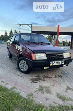 Седан ВАЗ / Lada 21099 1993 в Нововолынске