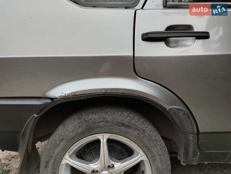 Седан ВАЗ / Lada 21099 2006 в Первомайську