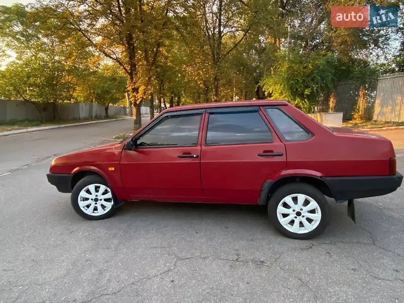 ВАЗ / Lada 21099