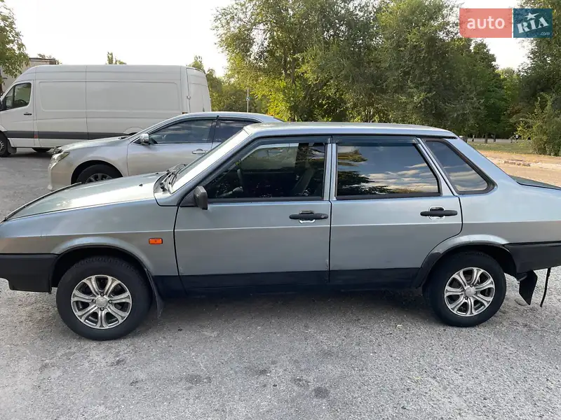 ВАЗ / Lada 21099