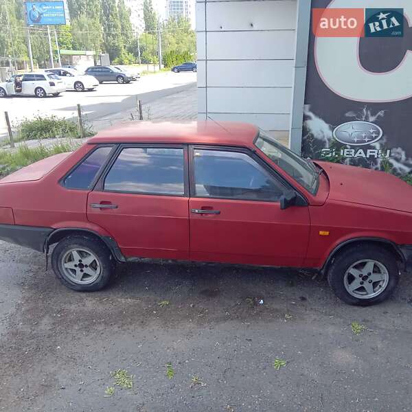 Седан ВАЗ / Lada 21099 1998 в Запорожье