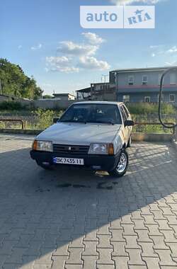 Седан ВАЗ / Lada 21099 2005 в Луцке