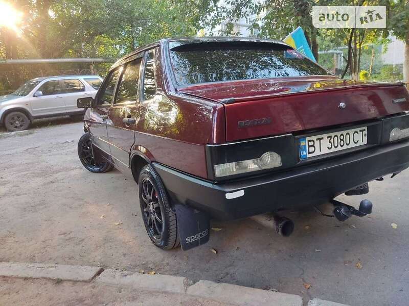 Седан ВАЗ / Lada 21099 2006 в Херсоне
