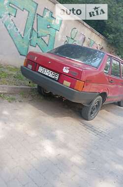 Седан ВАЗ / Lada 21099 2000 в Івано-Франківську