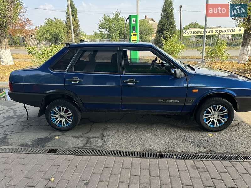 Седан ВАЗ / Lada 21099 2002 в Врадиевке