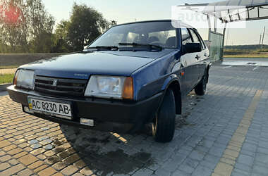 Седан ВАЗ / Lada 21099 2005 в Вараші