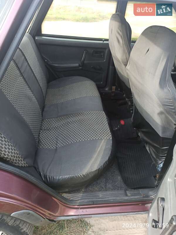 Седан ВАЗ / Lada 21099 1996 в Запорожье