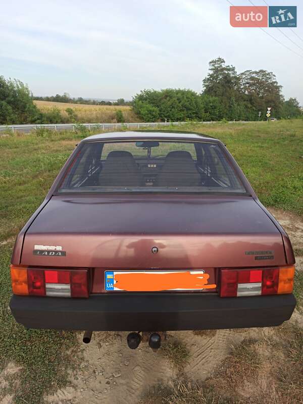 Седан ВАЗ / Lada 21099 1996 в Запорожье