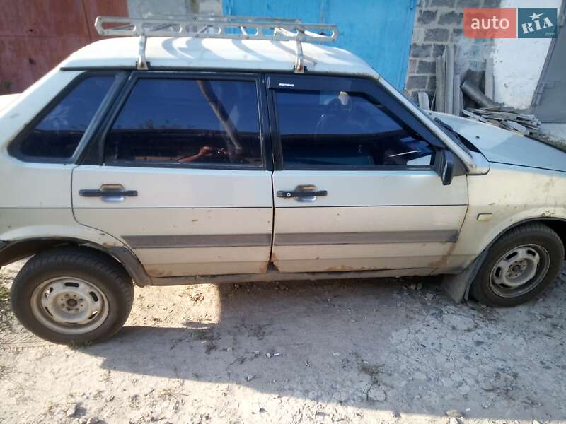 Седан ВАЗ / Lada 21099 2002 в Чугуеве