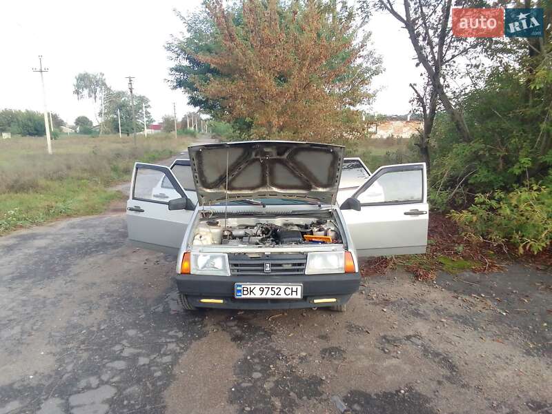 Седан ВАЗ / Lada 21099 2006 в Радивиліві