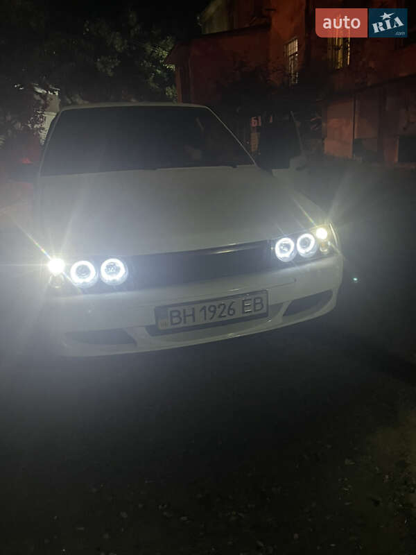 Седан ВАЗ / Lada 21099 2000 в Одессе