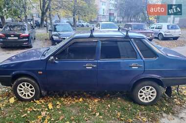 Седан ВАЗ / Lada 21099 2004 в Чернигове